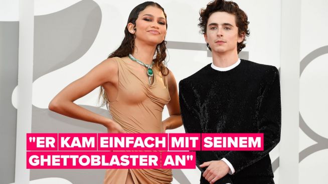 Zendaya spricht mit Vogue UK über Tanzpartys mit Timothée Chalamet, Therapie und Geldsorgen